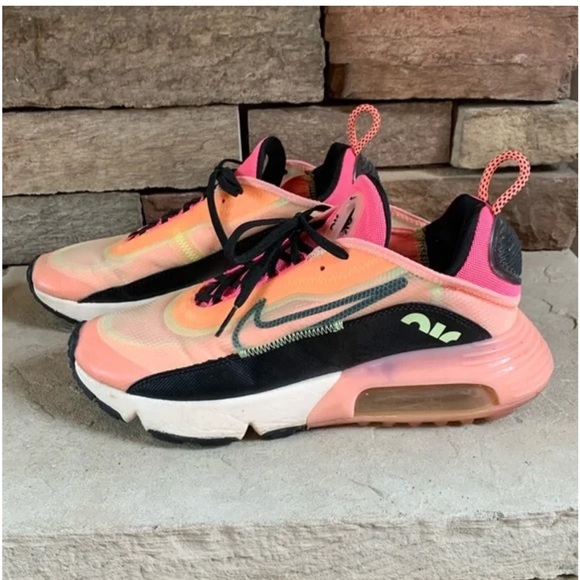 Nike Air Max 2090 neon highlighter size 9 tennis shoes - Picture 8 of 11